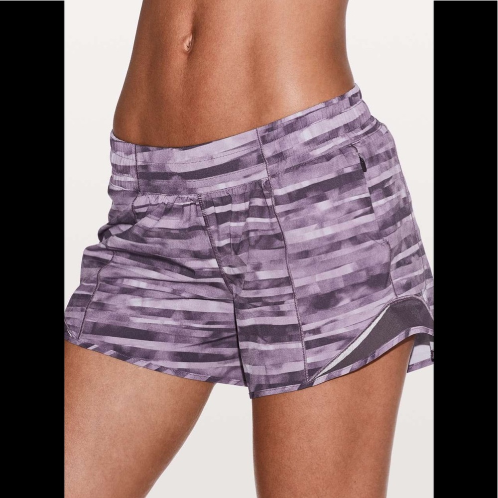 Lululemon Hotty Hot Short II *Long 4”